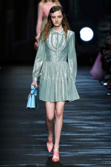 Fotoservizio/FW 2016-2017/WOMEN/BLUMARINE/DP2/7