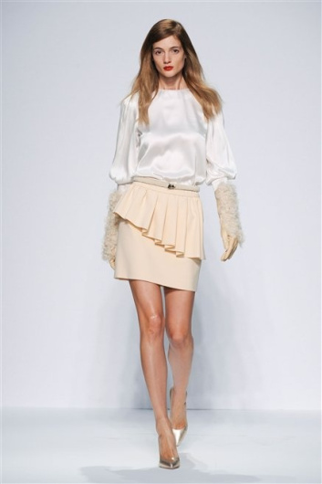 Fotoservizio/FW 2012-2013/WOMEN/.NORMALUISA/2