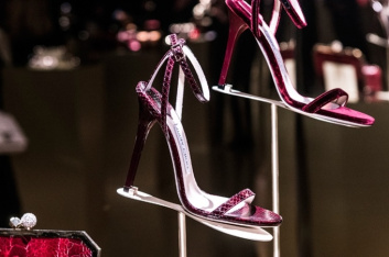 Fotoservizio/FW 2016-2017/WOMEN/JIMMY CHOO/DP2/51