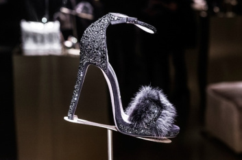 Fotoservizio/FW 2016-2017/WOMEN/JIMMY CHOO/DP2/54