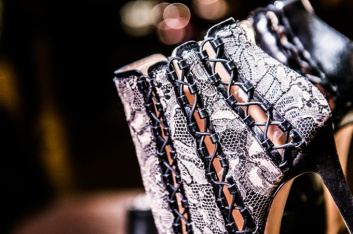 Fotoservizio/FW 2016-2017/WOMEN/JIMMY CHOO/DP2/69