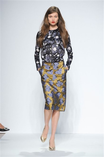 Fotoservizio/FW 2012-2013/WOMEN/.NORMALUISA/30
