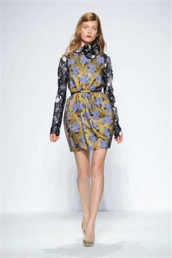 Fotoservizio/FW 2012-2013/WOMEN/.NORMALUISA/32