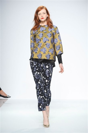 Fotoservizio/FW 2012-2013/WOMEN/.NORMALUISA/34