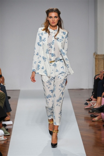 Fotoservizio/SS 2012/WOMEN/.NORMALUISA/3