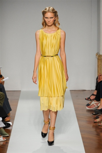 Fotoservizio/SS 2012/WOMEN/.NORMALUISA/13