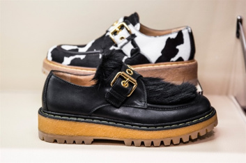 Fotoservizio/FW 2016-2017/WOMEN/CAR SHOE/DP2/1