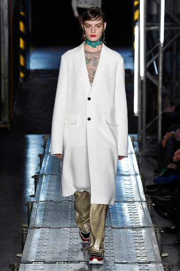 Fotoservizio/FW 2016-2017/WOMEN/MSGM/DP2/9