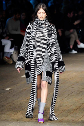 Fotoservizio/FW 2016-2017/WOMEN/MISSONI/DP2/1