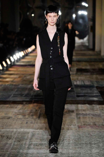 Fotoservizio/FW 2016-2017/WOMEN/DAMIR DOMA/DP2/0