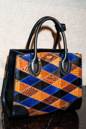Fotoservizio/FW 2016-2017/WOMEN/BERTONI 1949/DP2/7