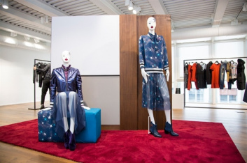 Fotoservizio/FW 2016-2017/WOMEN/ATOS LOMBARDINI/DP2/11