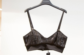 Fotoservizio/FW 2016-2017/WOMEN/ATOS LOMBARDINI/DP2/48