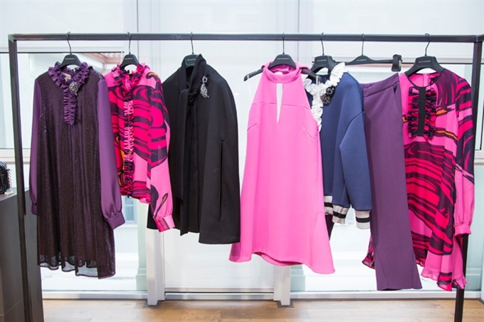 Fotoservizio/FW 2016-2017/WOMEN/ATOS LOMBARDINI/DP2/63
