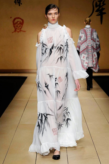 Fotoservizio/FW 2016-2017/WOMEN/LAURA BIAGIOTTI/DP2/9