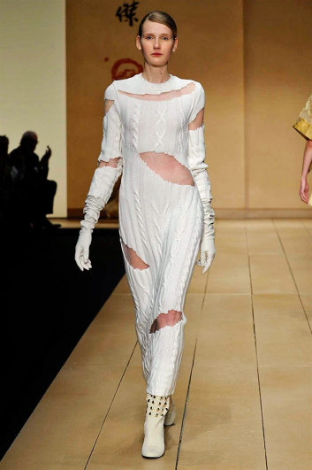 Fotoservizio/FW 2016-2017/WOMEN/LAURA BIAGIOTTI/DP2/4