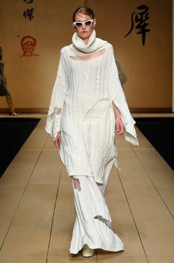 Fotoservizio/FW 2016-2017/WOMEN/LAURA BIAGIOTTI/DP2/6