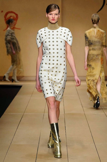 Fotoservizio/FW 2016-2017/WOMEN/LAURA BIAGIOTTI/DP2/9
