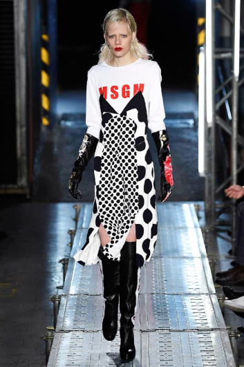 Fotoservizio/FW 2016-2017/WOMEN/MSGM/DP2/2