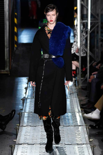 Fotoservizio/FW 2016-2017/WOMEN/MSGM/DP2/11