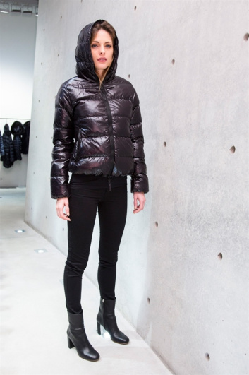 Fotoservizio/FW 2016-2017/WOMEN/DUVETICA/DP2/2