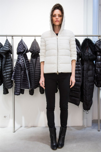 Fotoservizio/FW 2016-2017/WOMEN/DUVETICA/DP2/13