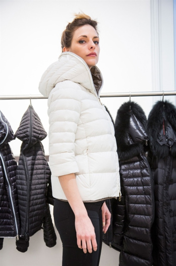 Fotoservizio/FW 2016-2017/WOMEN/DUVETICA/DP2/14