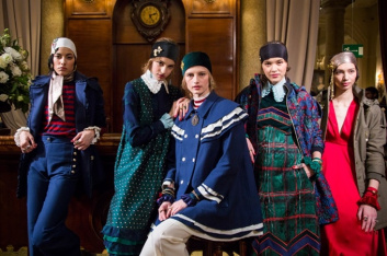 Fotoservizio/FW 2016-2017/WOMEN/ROSSELLA JARDINI/DP2/12