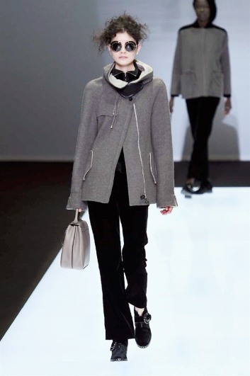 Fotoservizio/FW 2016-2017/WOMEN/GIORGIO ARMANI/DP2/9