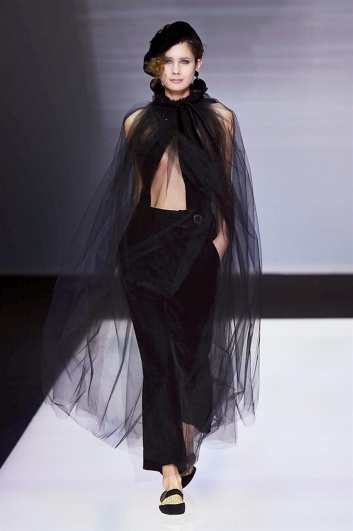 Fotoservizio/FW 2016-2017/WOMEN/GIORGIO ARMANI/DP2/6