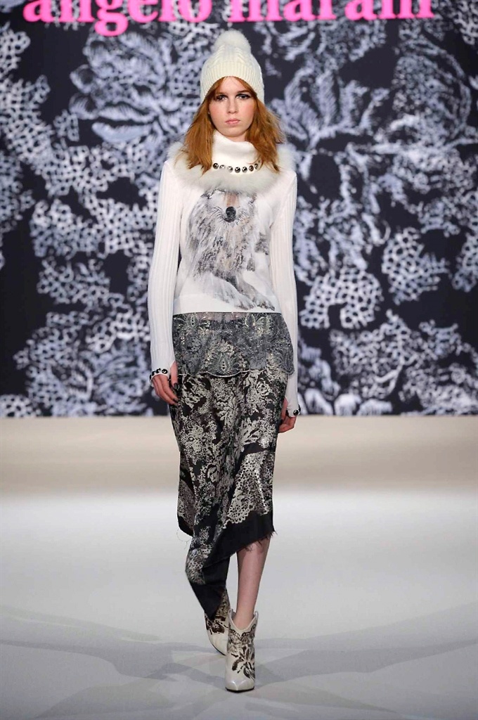 Fotoservizio/FW 2016-2017/WOMEN/ANGELO MARANI/DP2/0
