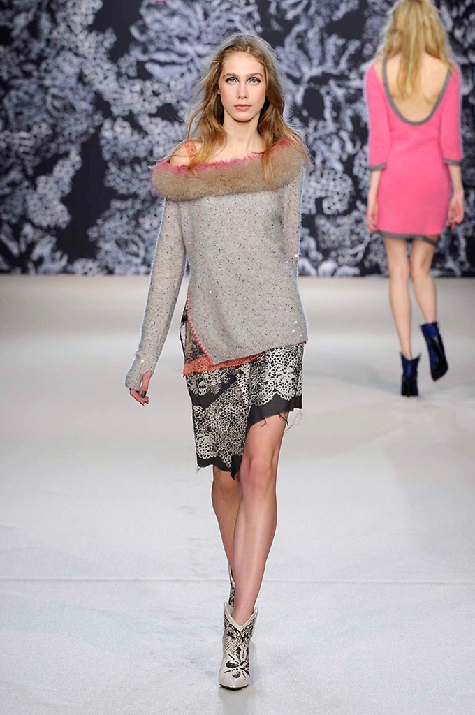 Fotoservizio/FW 2016-2017/WOMEN/ANGELO MARANI/DP2/6