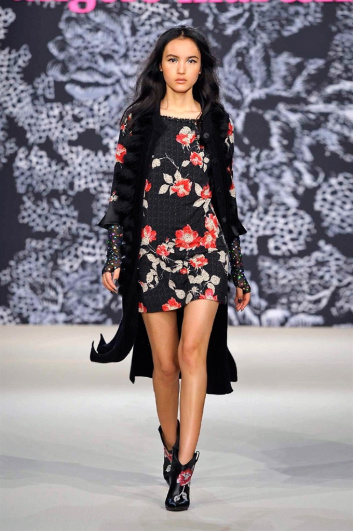 Fotoservizio/FW 2016-2017/WOMEN/ANGELO MARANI/DP2/0