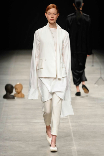 Fotoservizio/FW 2016-2017/WOMEN/LUCIO VANOTTI/DP2/0