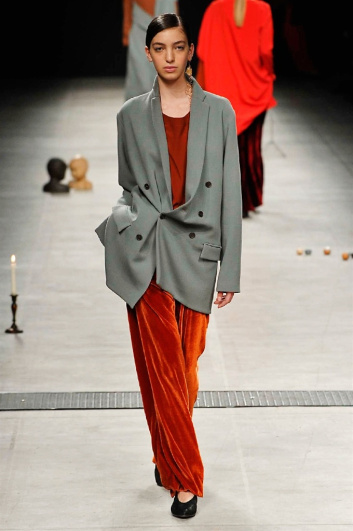 Fotoservizio/FW 2016-2017/WOMEN/LUCIO VANOTTI/DP2/11