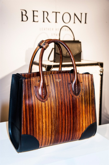 Fotoservizio/FW 2016-2017/WOMEN/BERTONI 1949/DP2/33