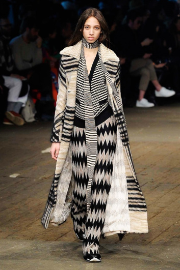 Fotoservizio/FW 2016-2017/WOMEN/MISSONI/DP2/1