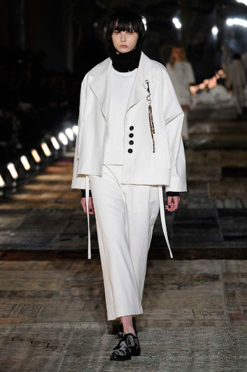 Fotoservizio/FW 2016-2017/WOMEN/DAMIR DOMA/DP2/4