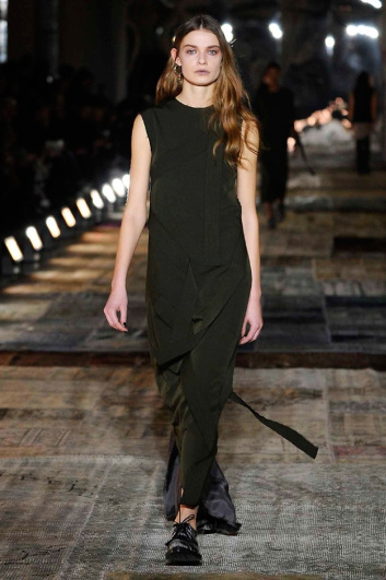 Fotoservizio/FW 2016-2017/WOMEN/DAMIR DOMA/DP2/13