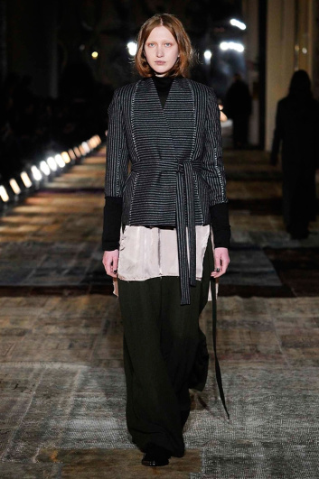Fotoservizio/FW 2016-2017/WOMEN/DAMIR DOMA/DP2/22
