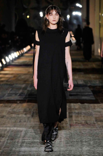 Fotoservizio/FW 2016-2017/WOMEN/DAMIR DOMA/DP2/5