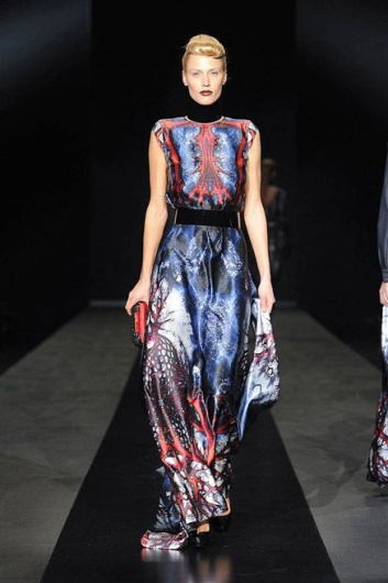 Fotoservizio/FW 2012-2013/WOMEN/SERGEI GRINKO/34