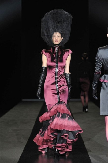 Fotoservizio/FW 2012-2013/WOMEN/SERGEI GRINKO/37