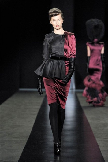 Fotoservizio/FW 2012-2013/WOMEN/SERGEI GRINKO/38