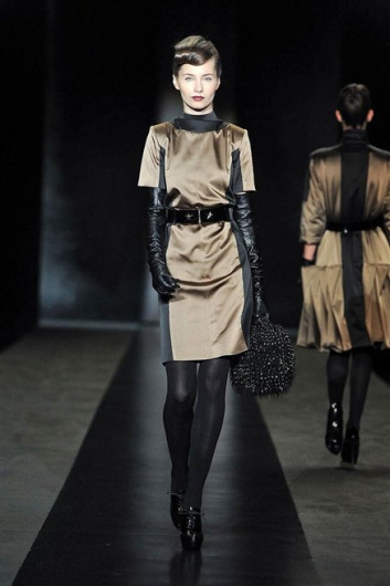 Fotoservizio/FW 2012-2013/WOMEN/SERGEI GRINKO/2