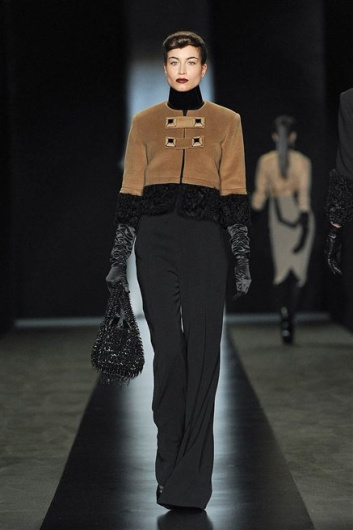 Fotoservizio/FW 2012-2013/WOMEN/SERGEI GRINKO/6