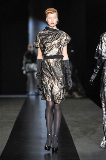 Fotoservizio/FW 2012-2013/WOMEN/SERGEI GRINKO/14