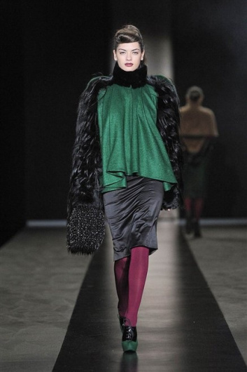 Fotoservizio/FW 2012-2013/WOMEN/SERGEI GRINKO/21