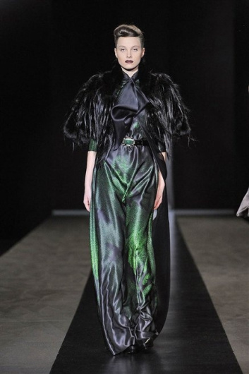 Fotoservizio/FW 2012-2013/WOMEN/SERGEI GRINKO/23