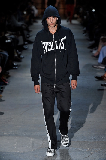 Fotoservizio/SS 2017/MEN/PORTS 1961/DP2/0
